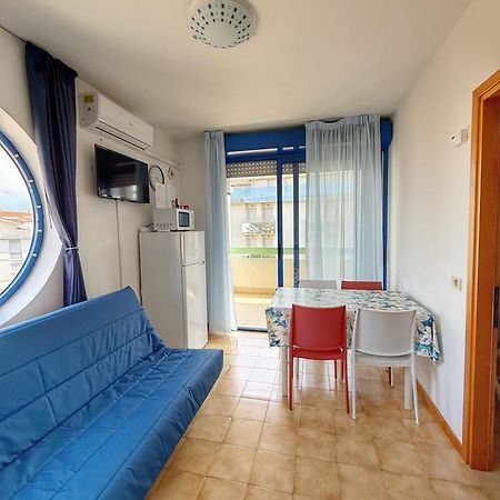 Grazioso Appartamento N 47 A 100Mt Dal Mare Бибионе Экстерьер фото