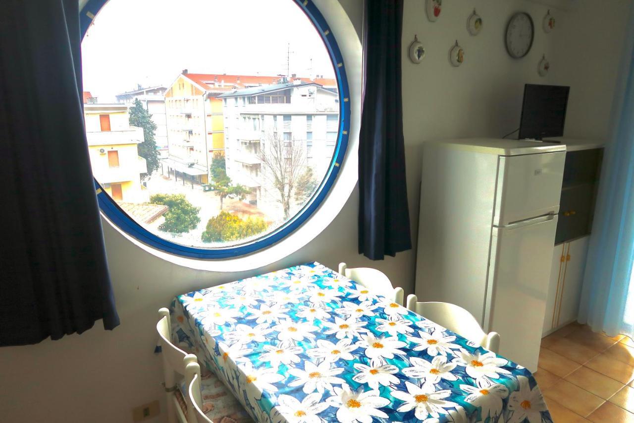 Grazioso Appartamento N 47 A 100Mt Dal Mare Бибионе Экстерьер фото
