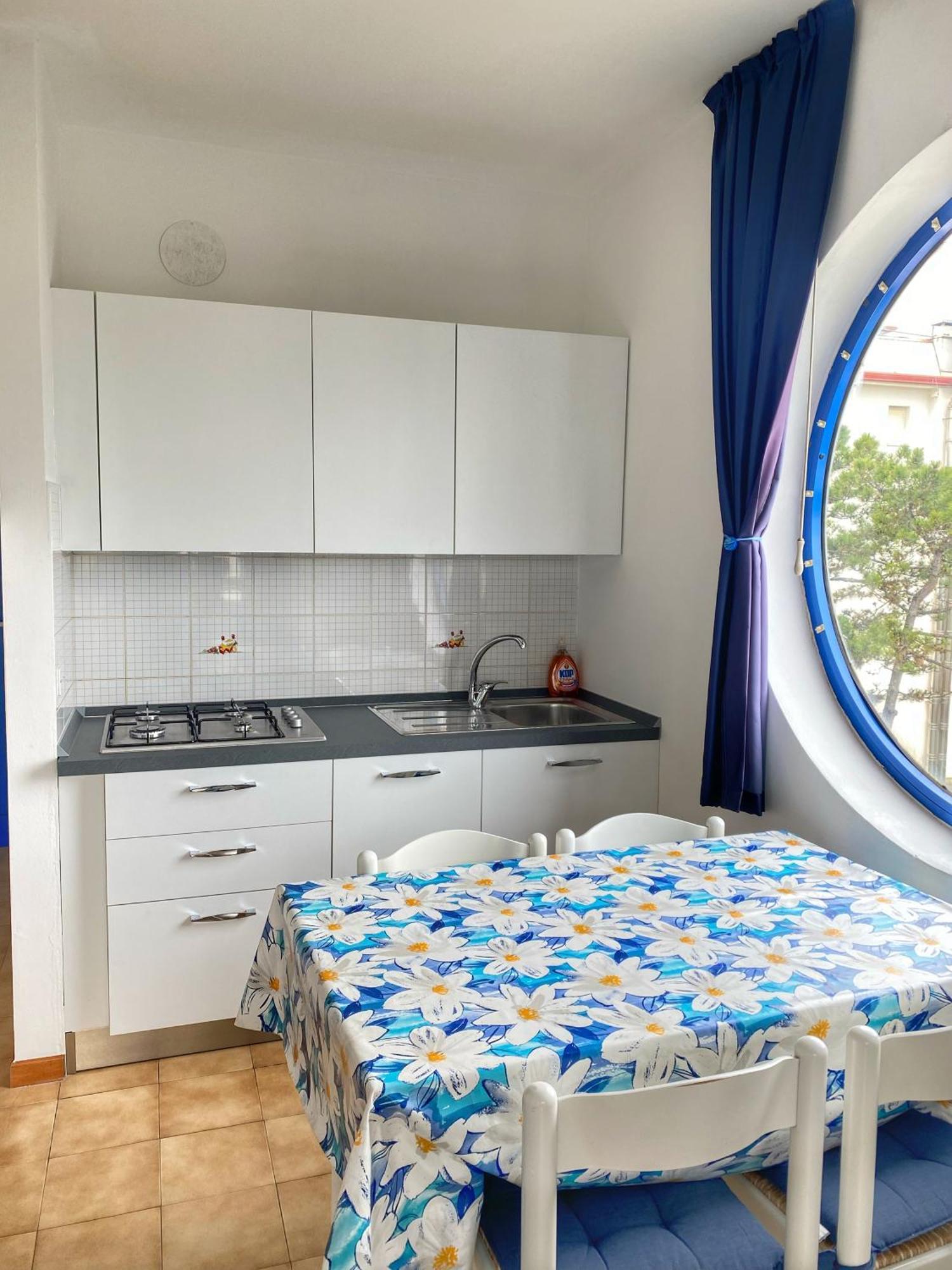 Grazioso Appartamento N 47 A 100Mt Dal Mare Бибионе Экстерьер фото